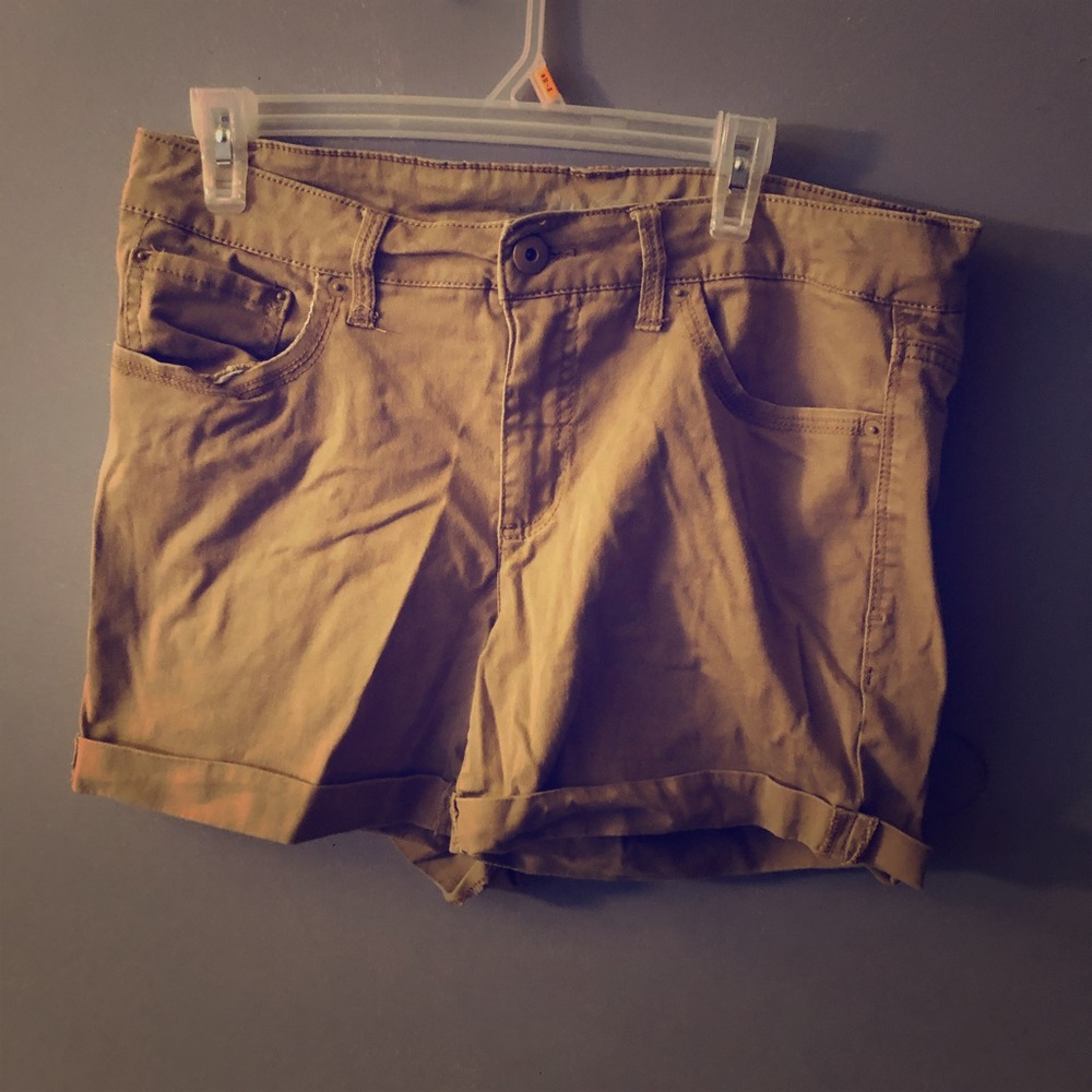 Size 14 khaki shorts